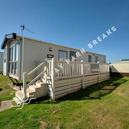 Haywood - 3 Bed Pet Friendly Holiday Home At Seal Bay Selsey Exterior photo